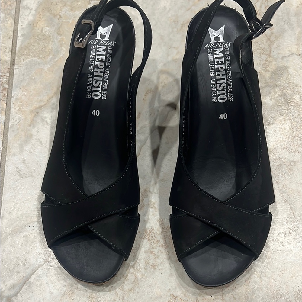 Mephisto platform leather sandals, size 40